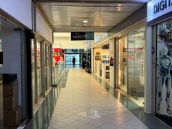 Sim Lim Square (D7), Retail #595597111